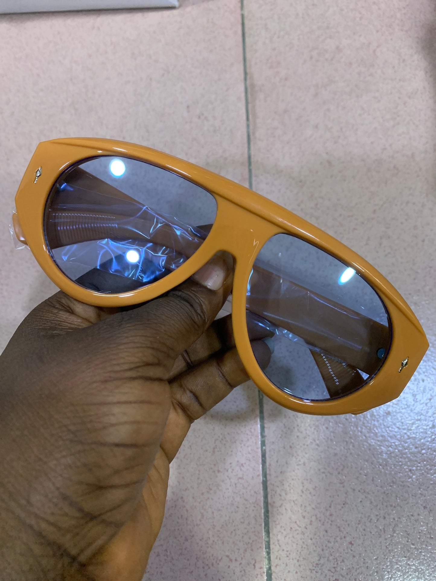 CARTEL SUNGLASSES