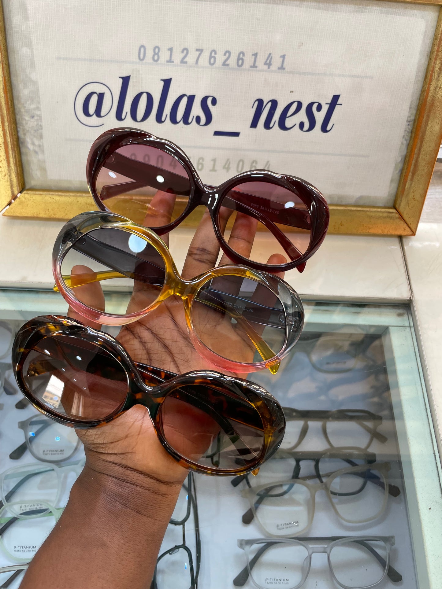 WEDNESDAY ROUND SHADES