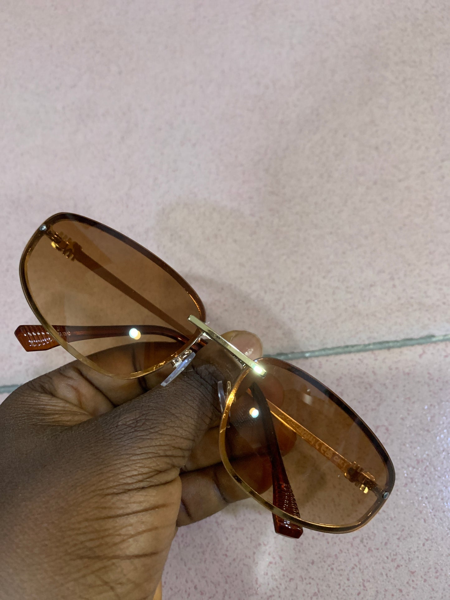 MIU MIU 2 UNISESX SUNGLASSES