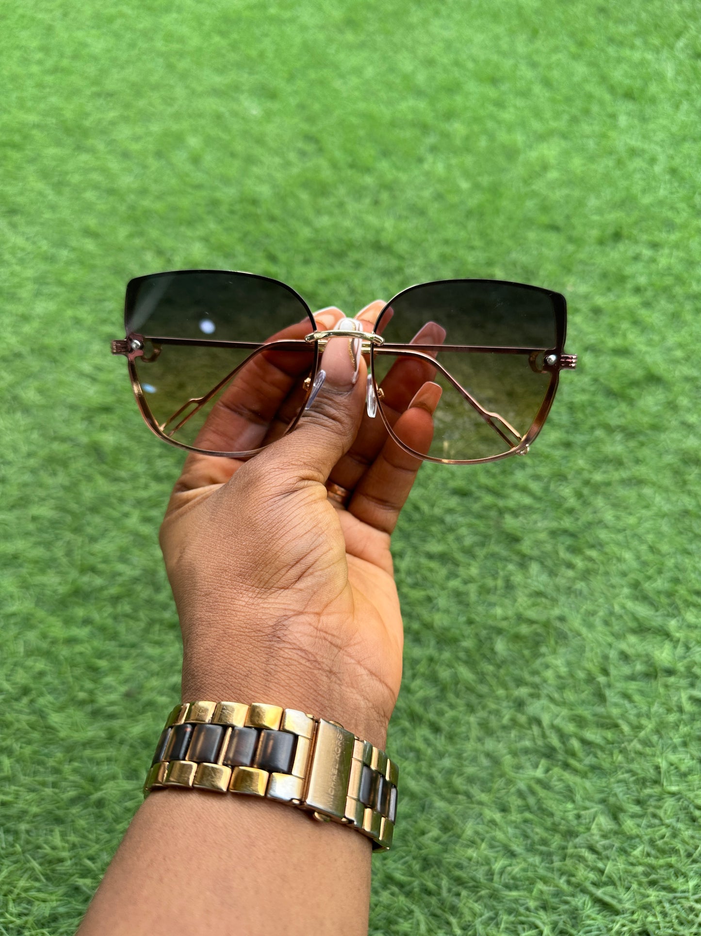 LAGOS RIMLESS GLASSES