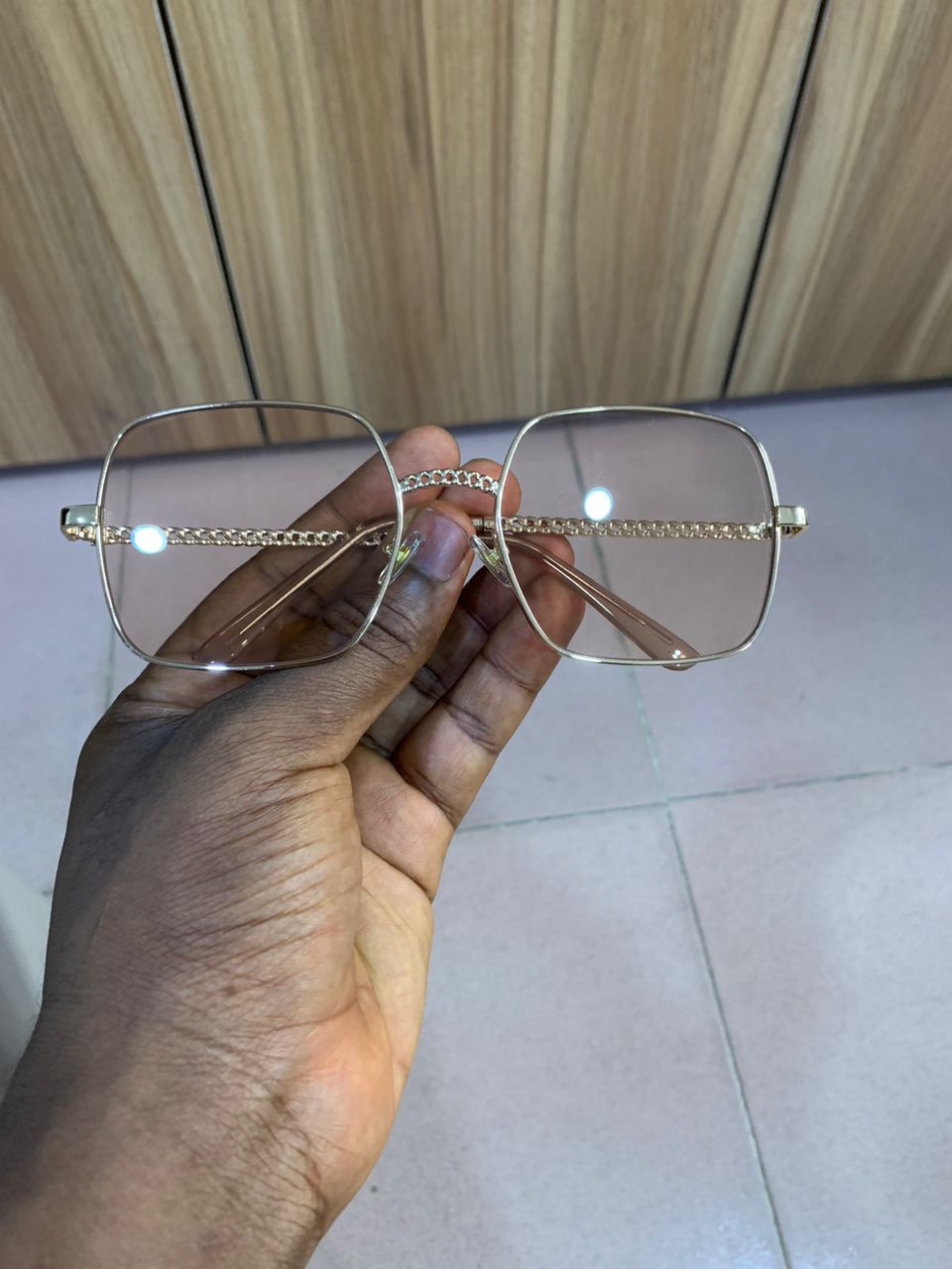 CORA SQUARE NERD AND SUNSHADE