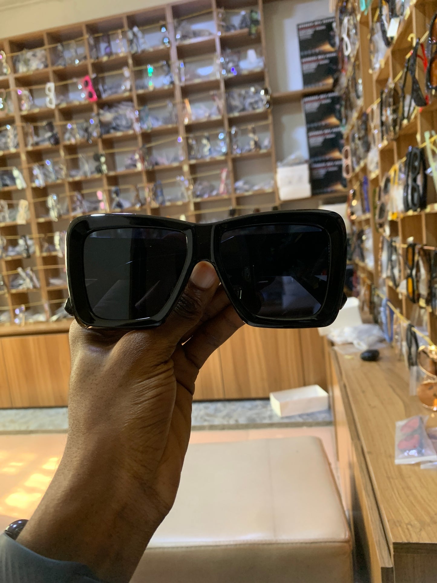 OSRI BOLD SUNGLASSES