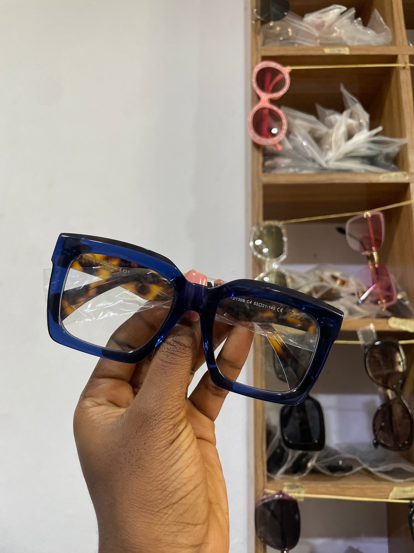 TARIELA BOLD ACETATE