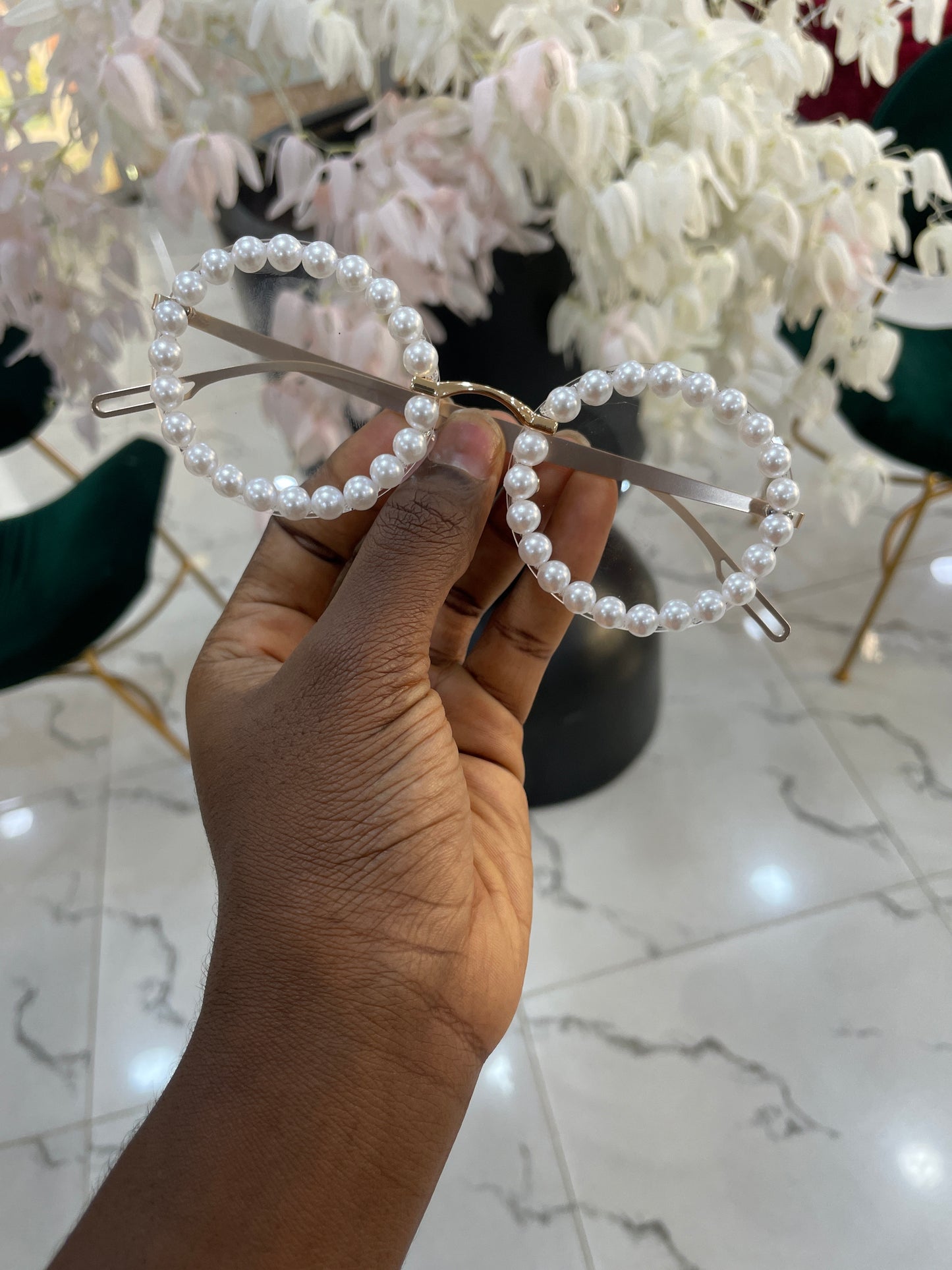 PEARL VINTAGE ROUND SUNGLASSES