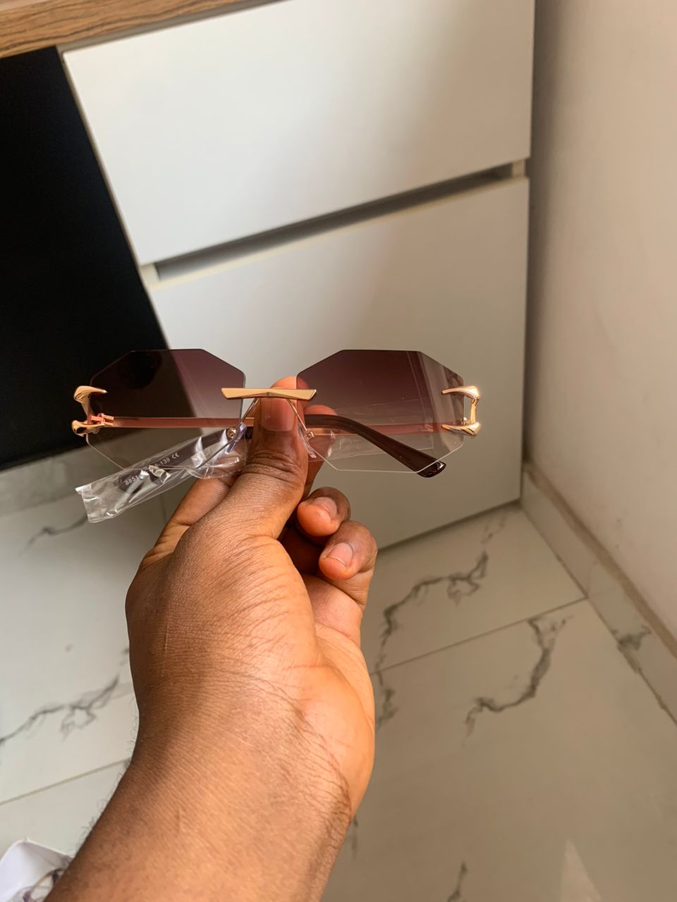 EMILY RIMLESS SHADES