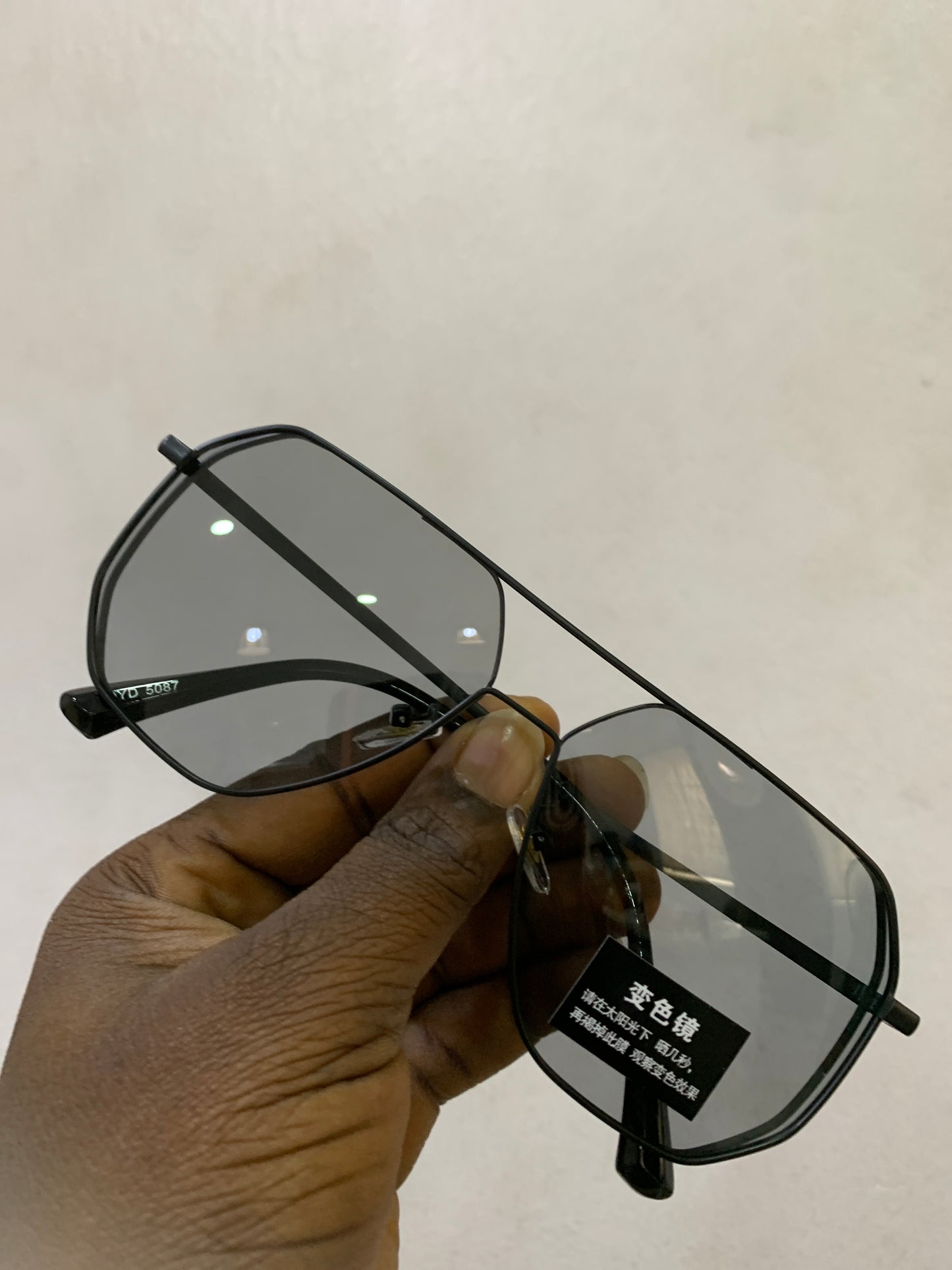 GRAHAM UNISEX AVIATOR SUNGLASSES