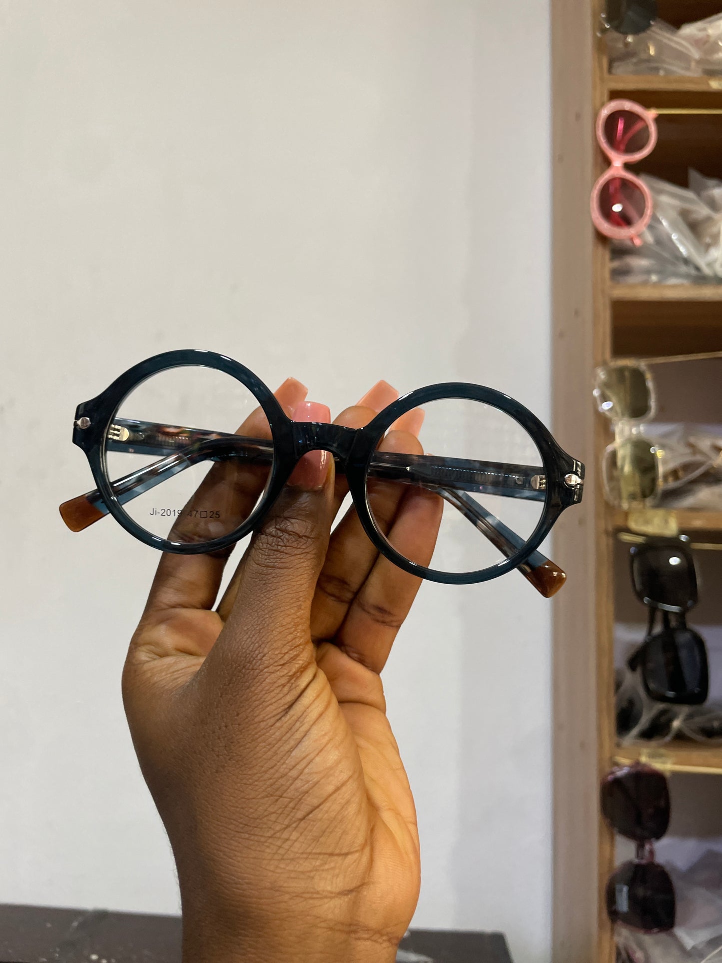ZOE UNISEX ROUND ACETATE
