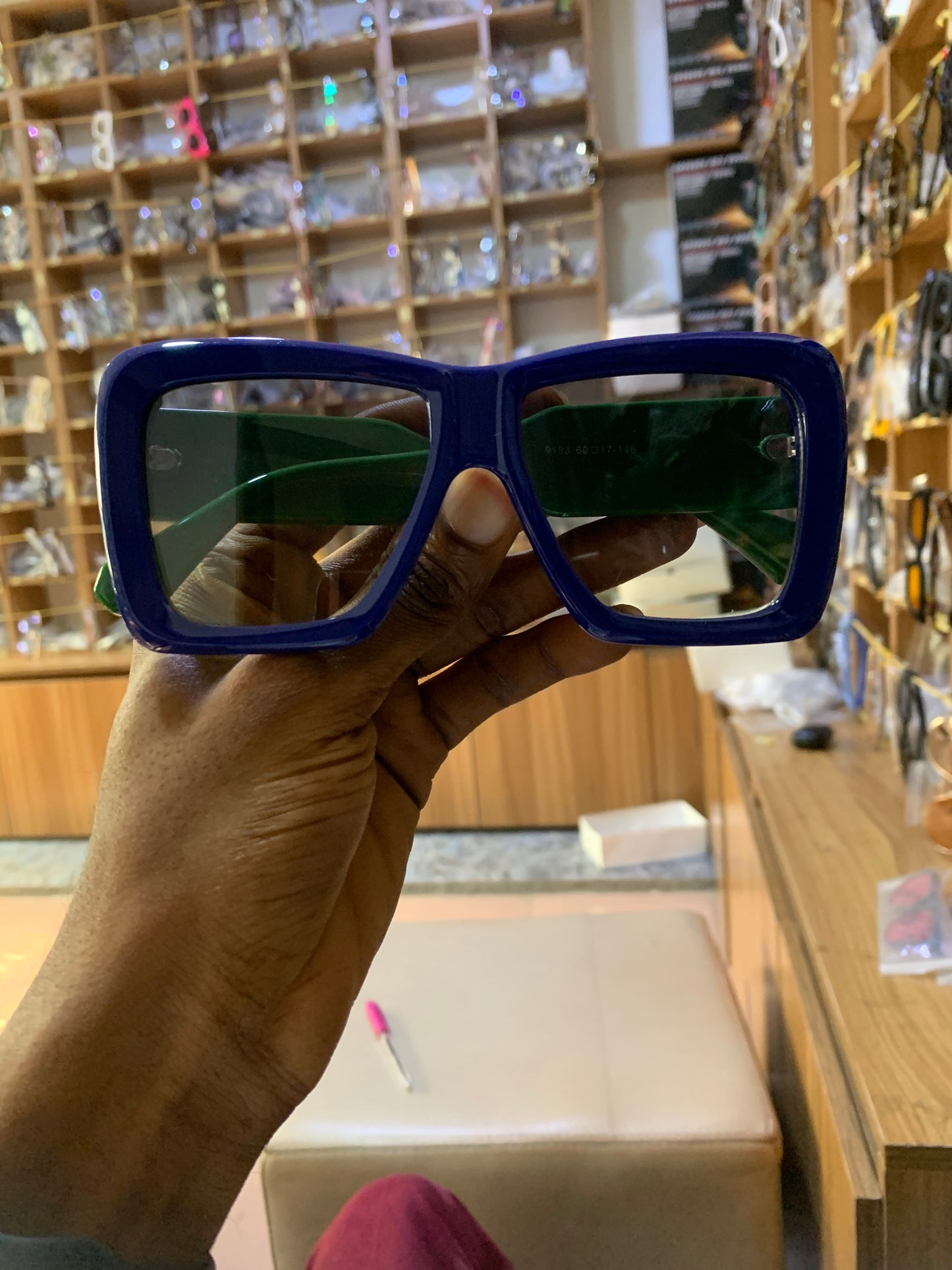 OSRI BOLD SUNGLASSES