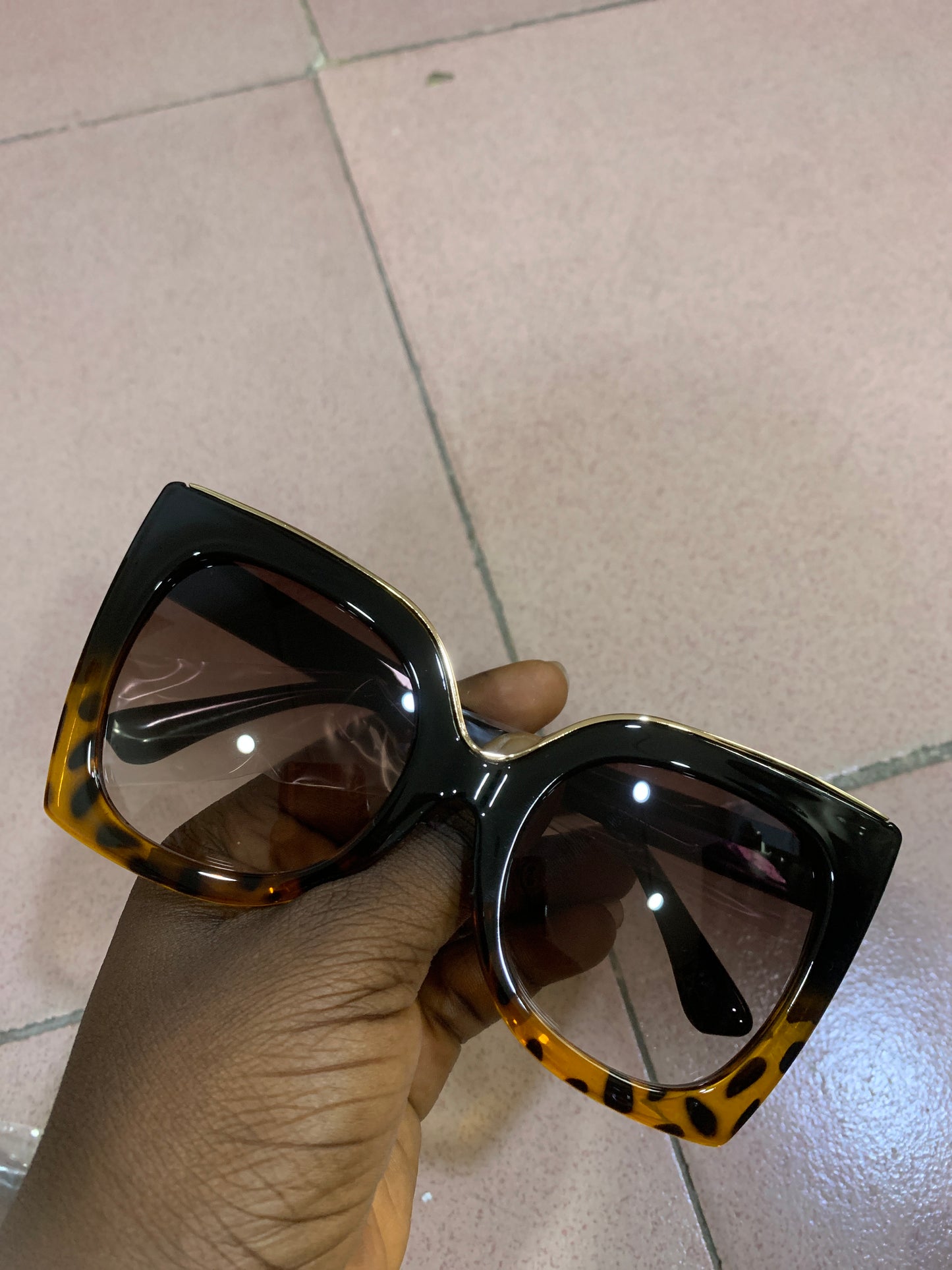 OVATION BOLD SUNGLASSES
