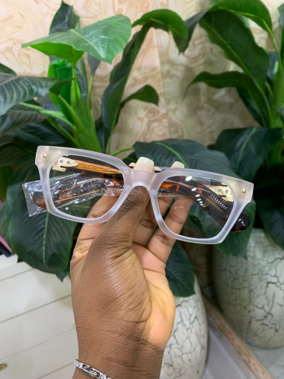 SAYLOR UNISEX SUNGLASSES