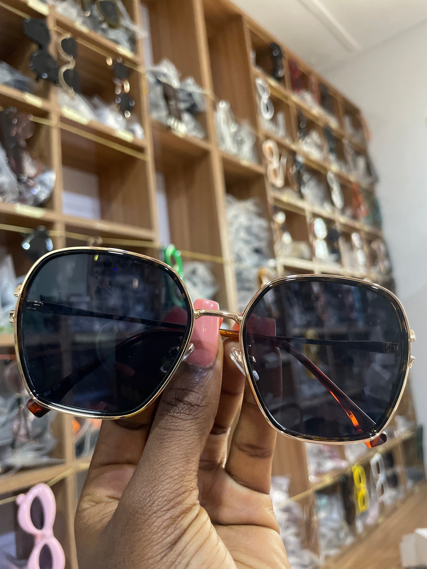 CARDI SUNGLASSES