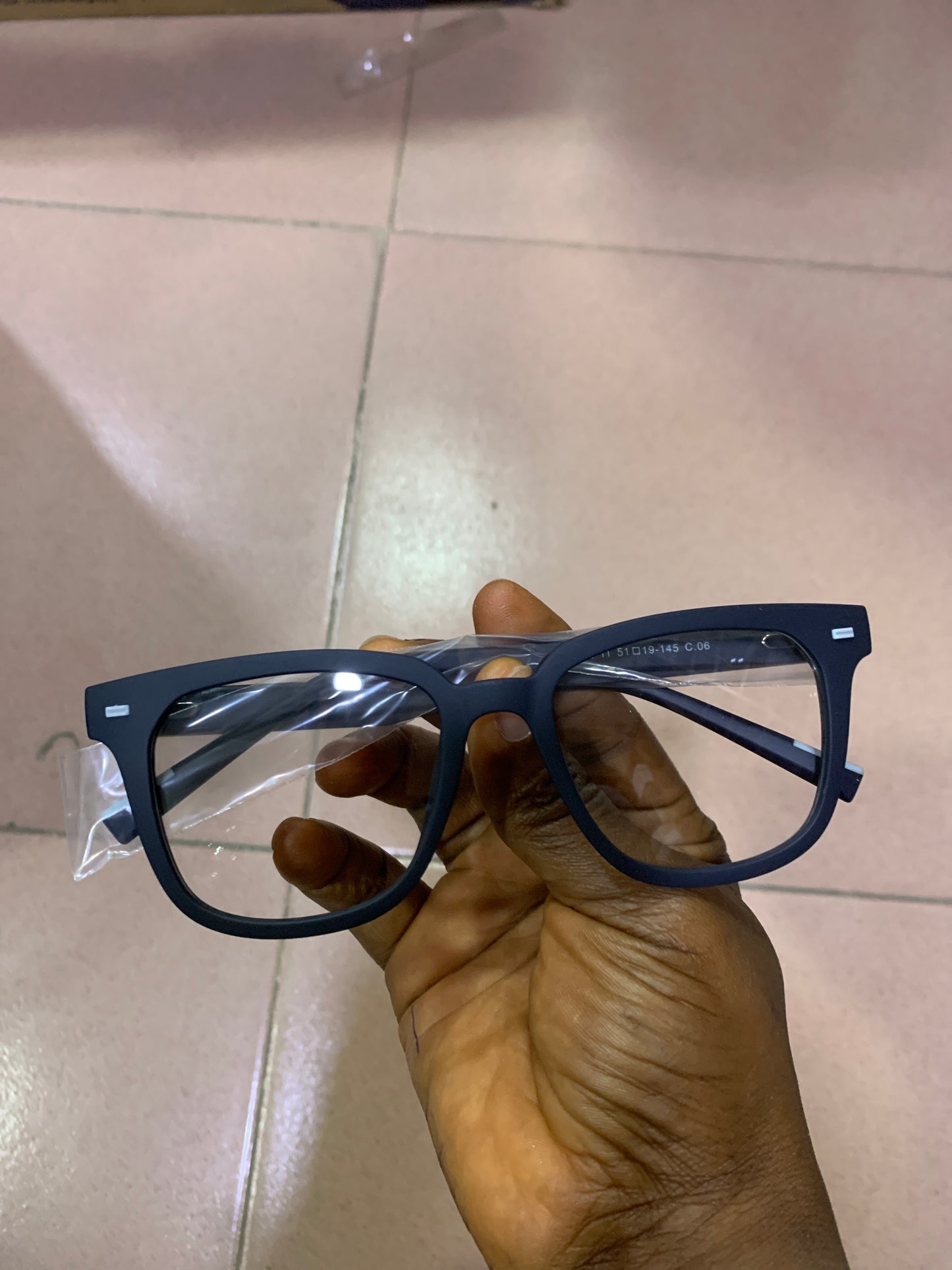 KELLY FROSTED ACETATE
