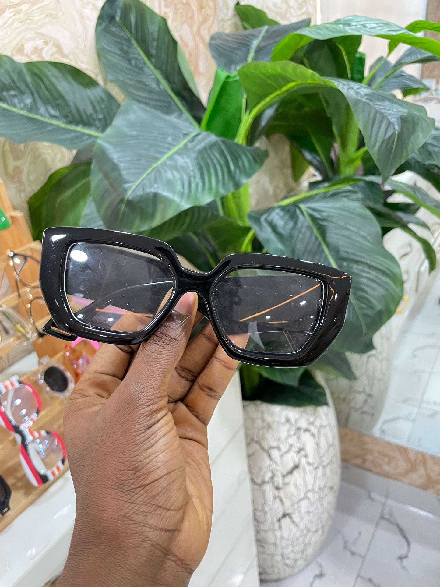 BULKY OVERSIZE NERD FRAME