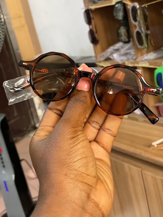 ROY UNISEX SHADE