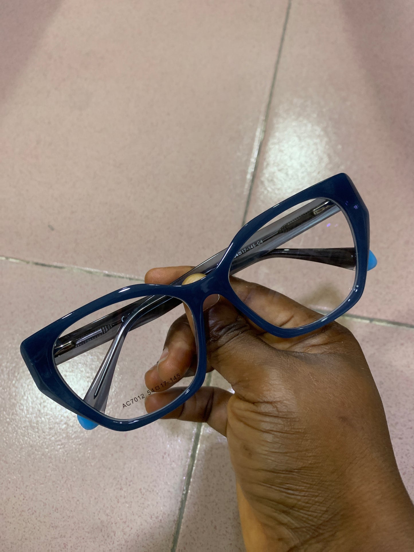 MOLEZ CATEYE ACETATE