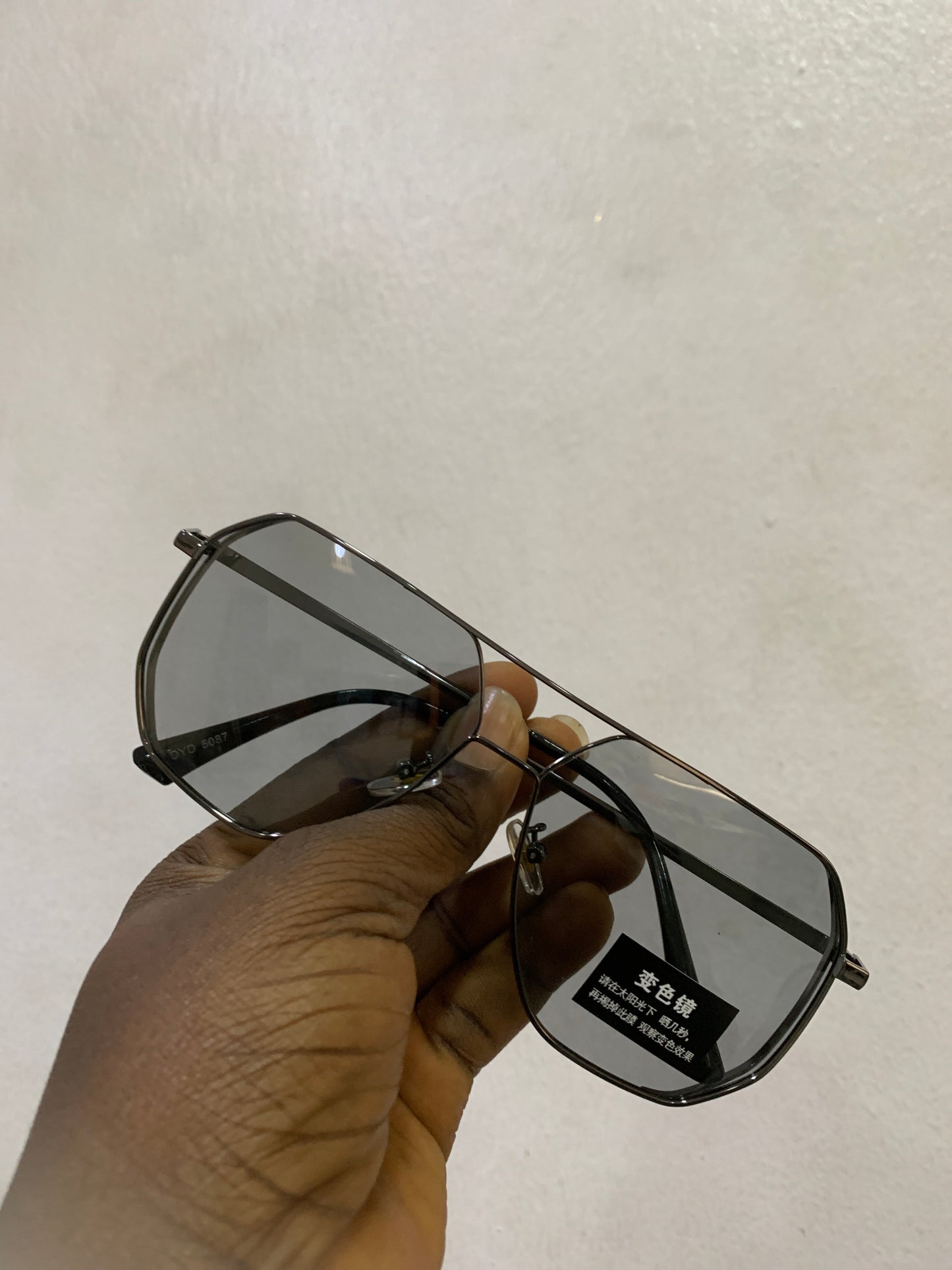 GRAHAM UNISEX AVIATOR SUNGLASSES