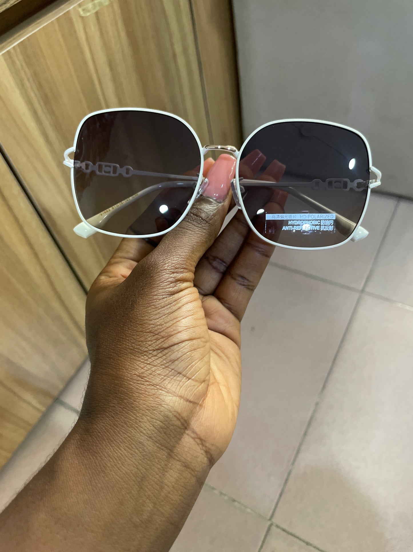 BEBE POLARIZED SUNGLASSES