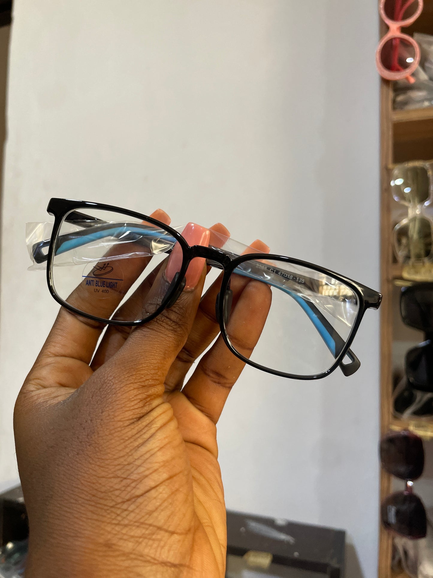 IZZY UNISEX KIDS SHADES