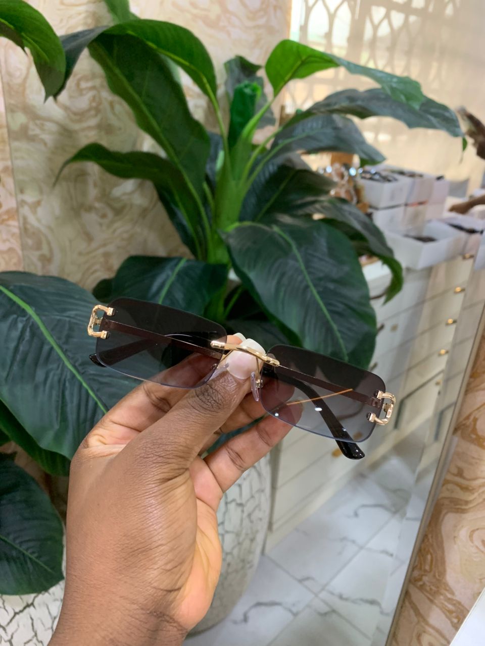 C-C SEMI ROUND RIMLESS