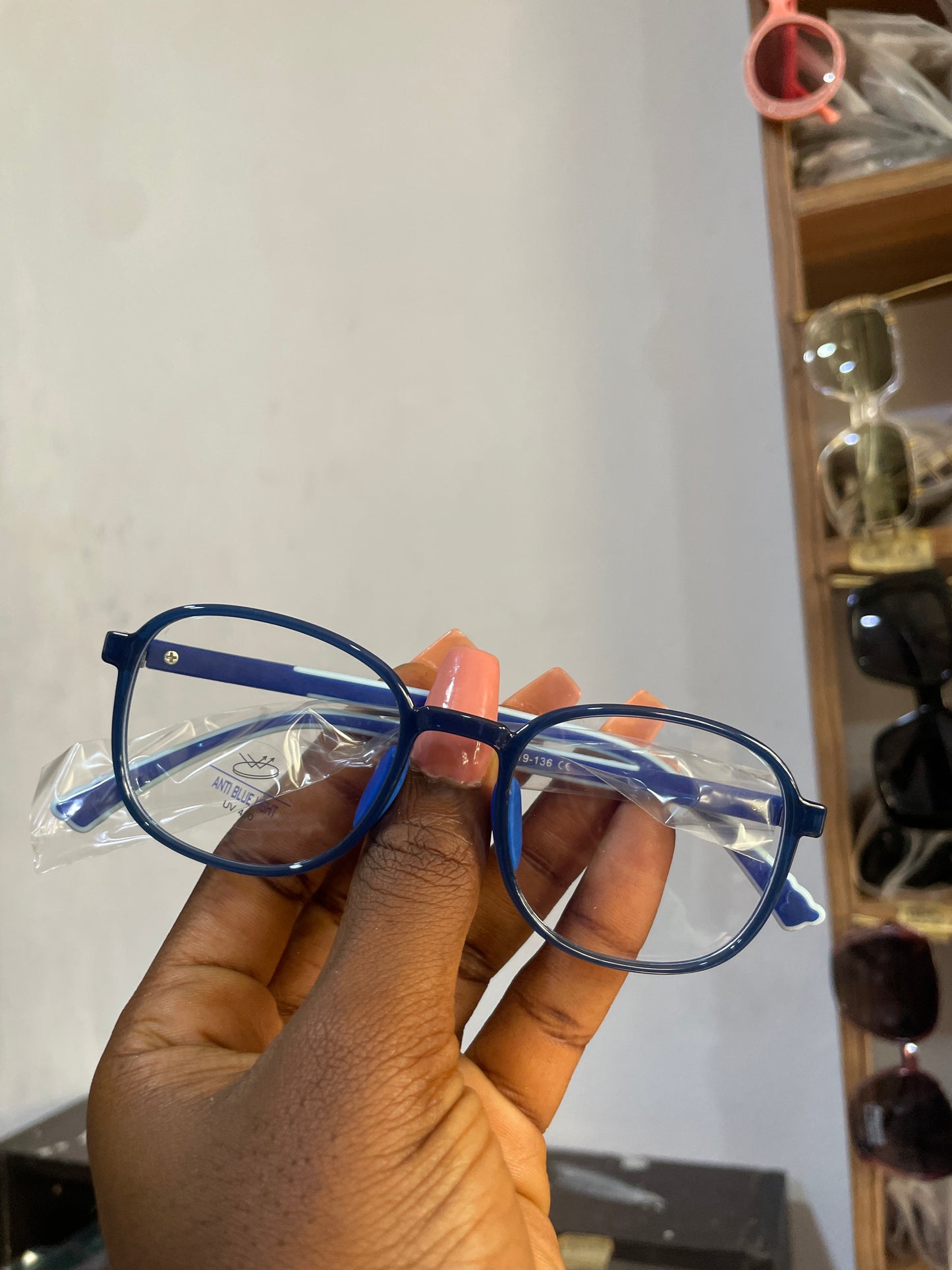 KIDS C NERDFRAMES