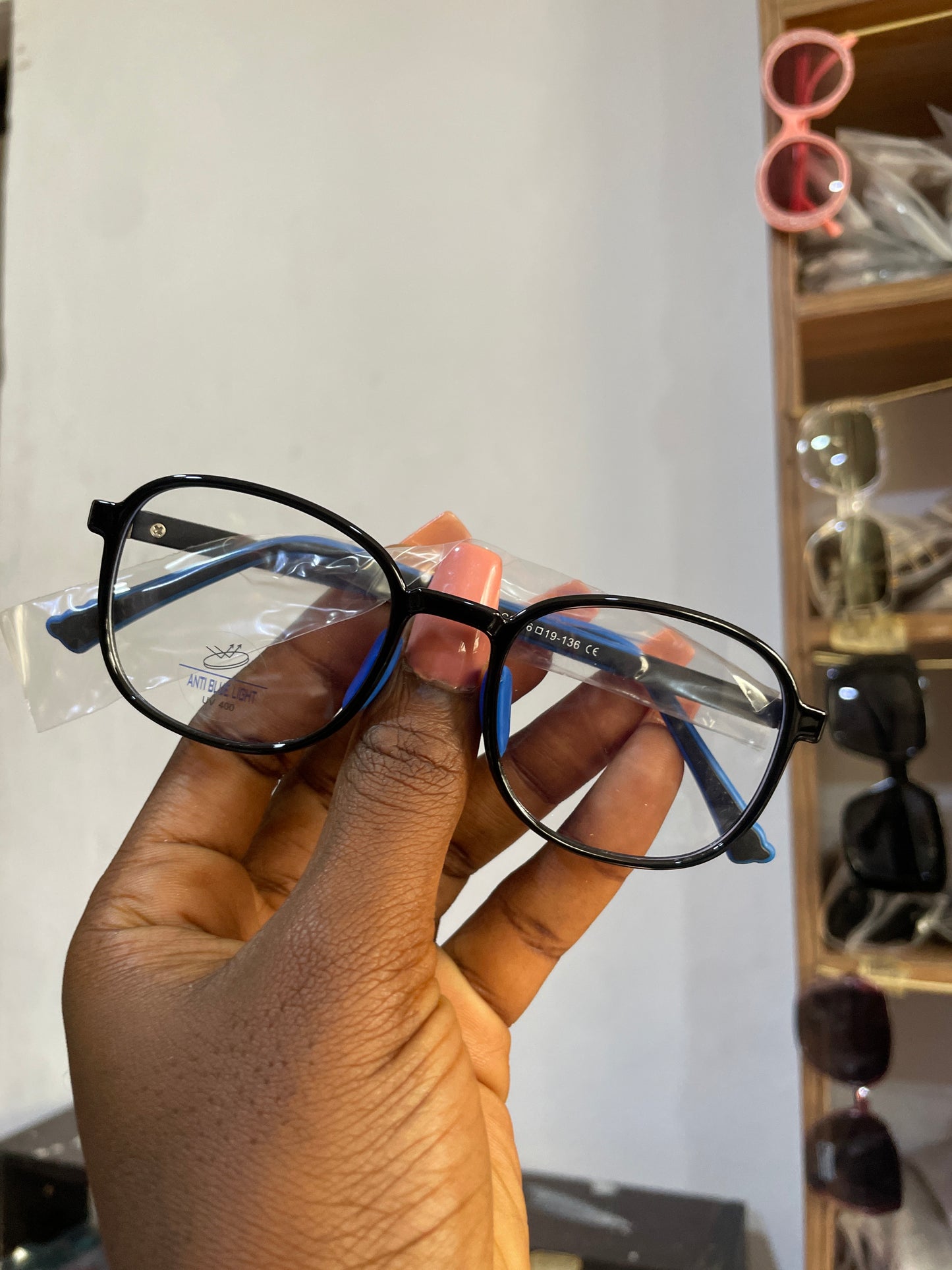 KIDS C NERDFRAMES