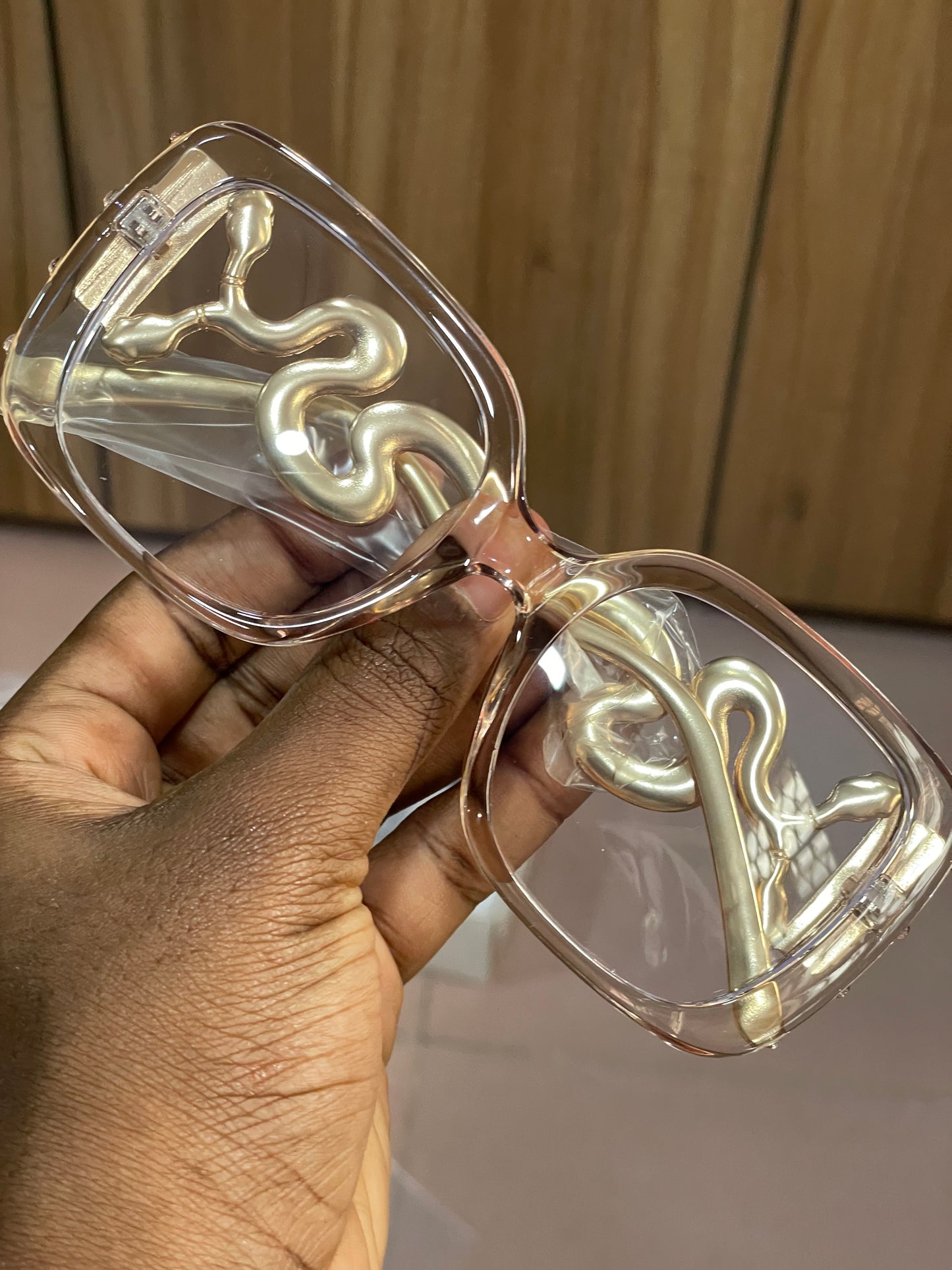 MADAM SAJE GLASSES