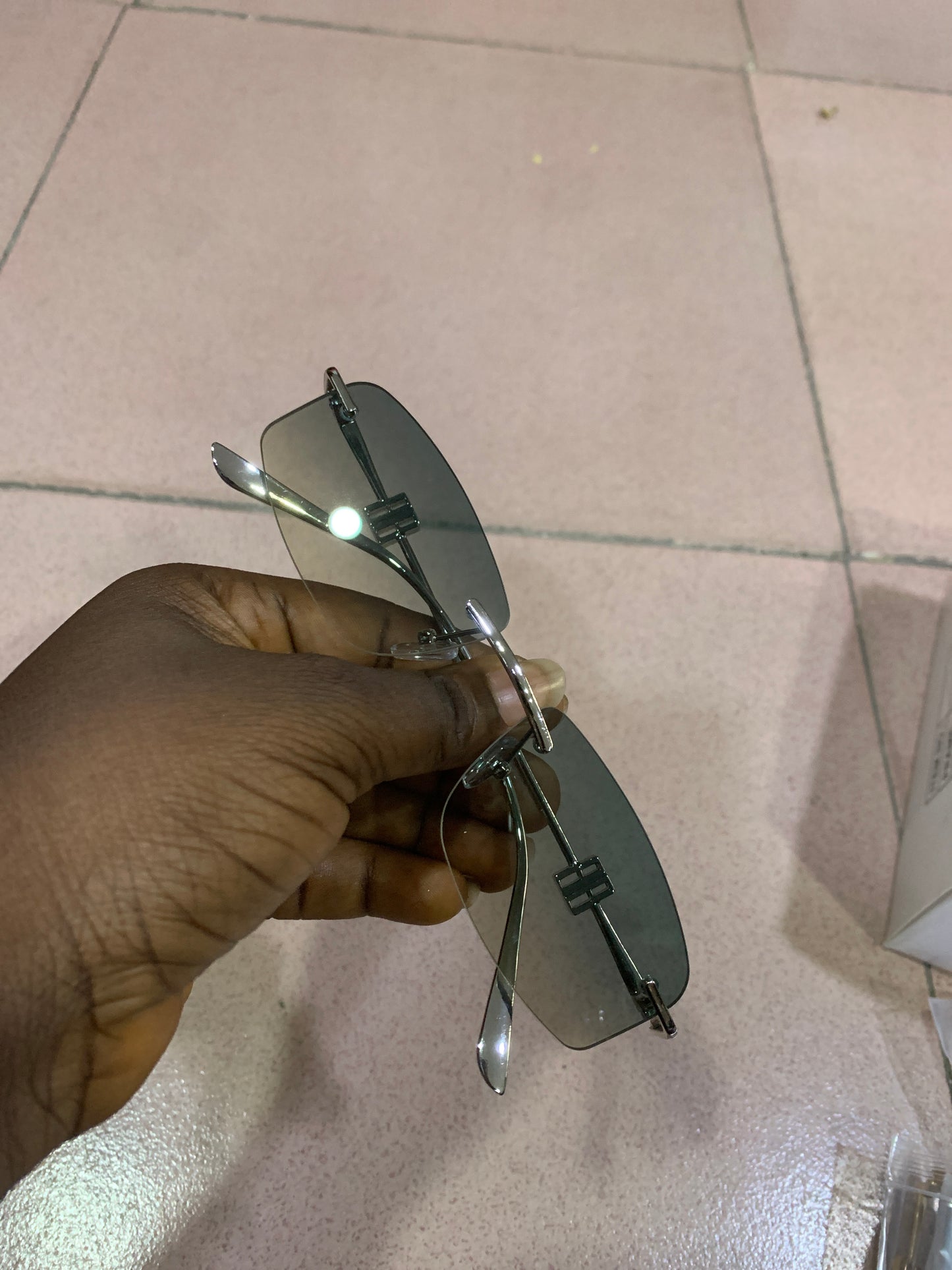 BEEBEE MINI RIMLESS SUNGLASSES