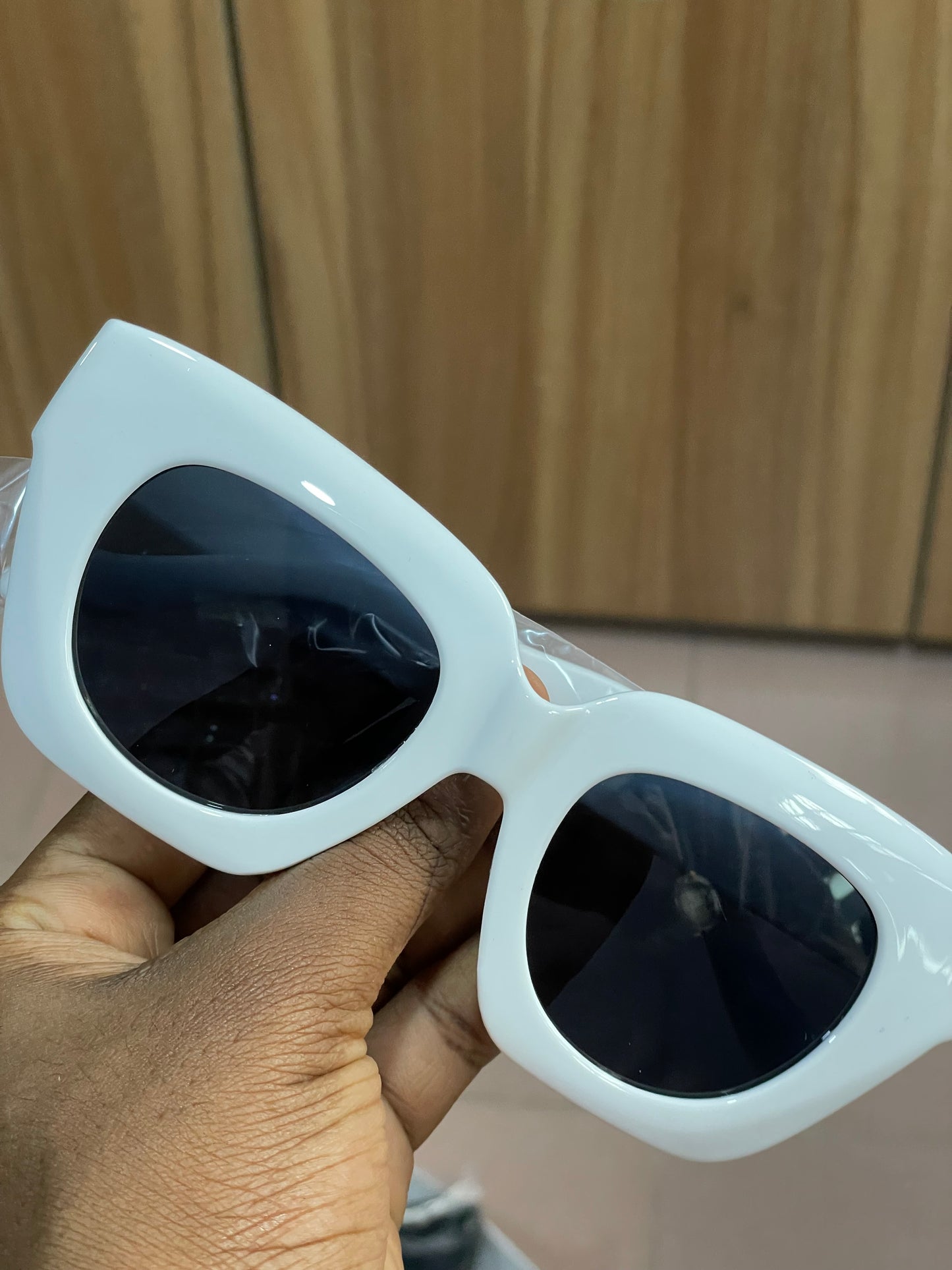 KAIRA SHADES