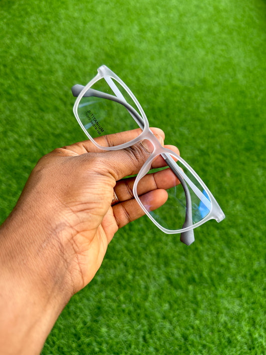 AUGUST UNISEX TITANIUM