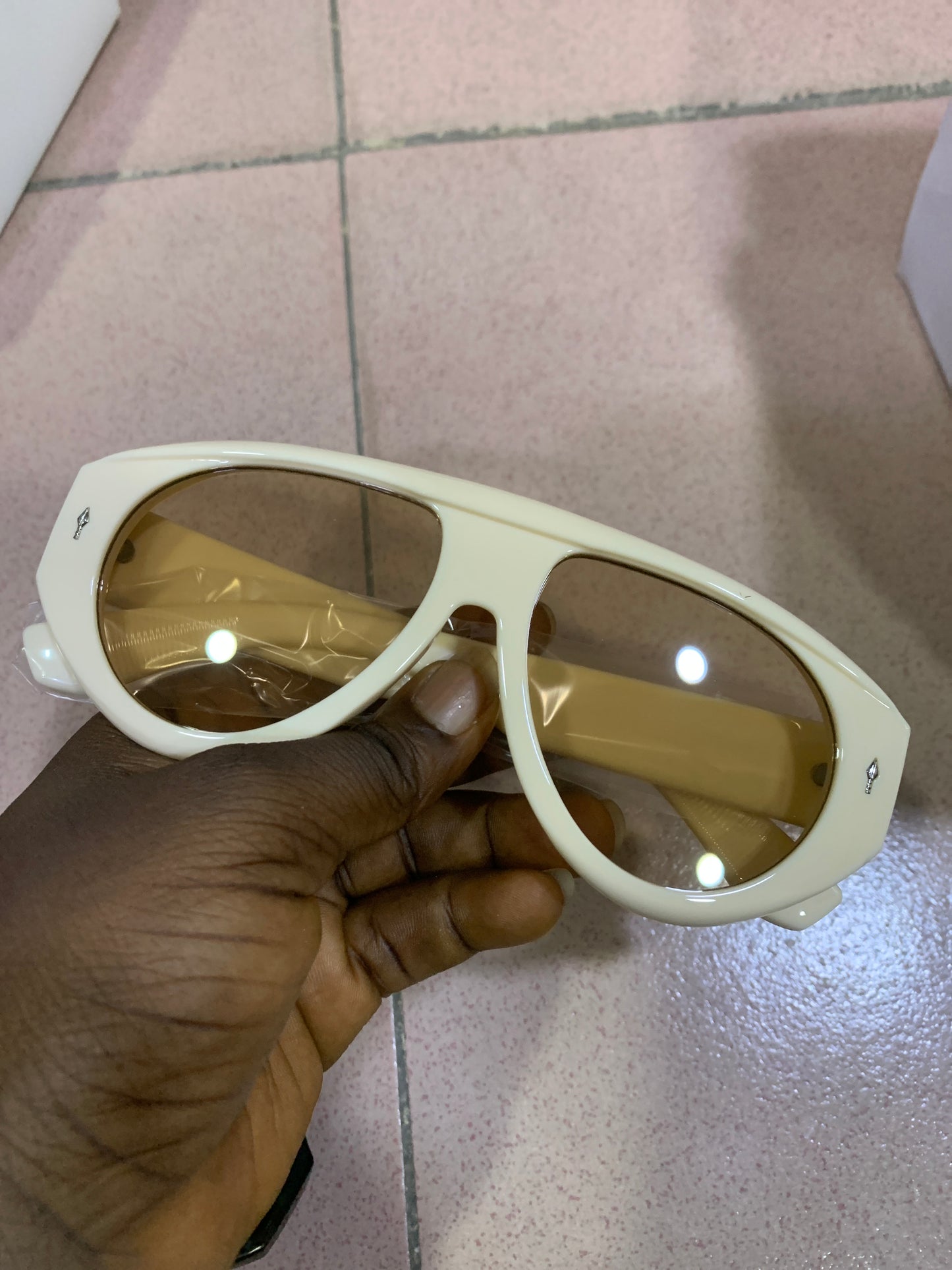 CARTEL SUNGLASSES