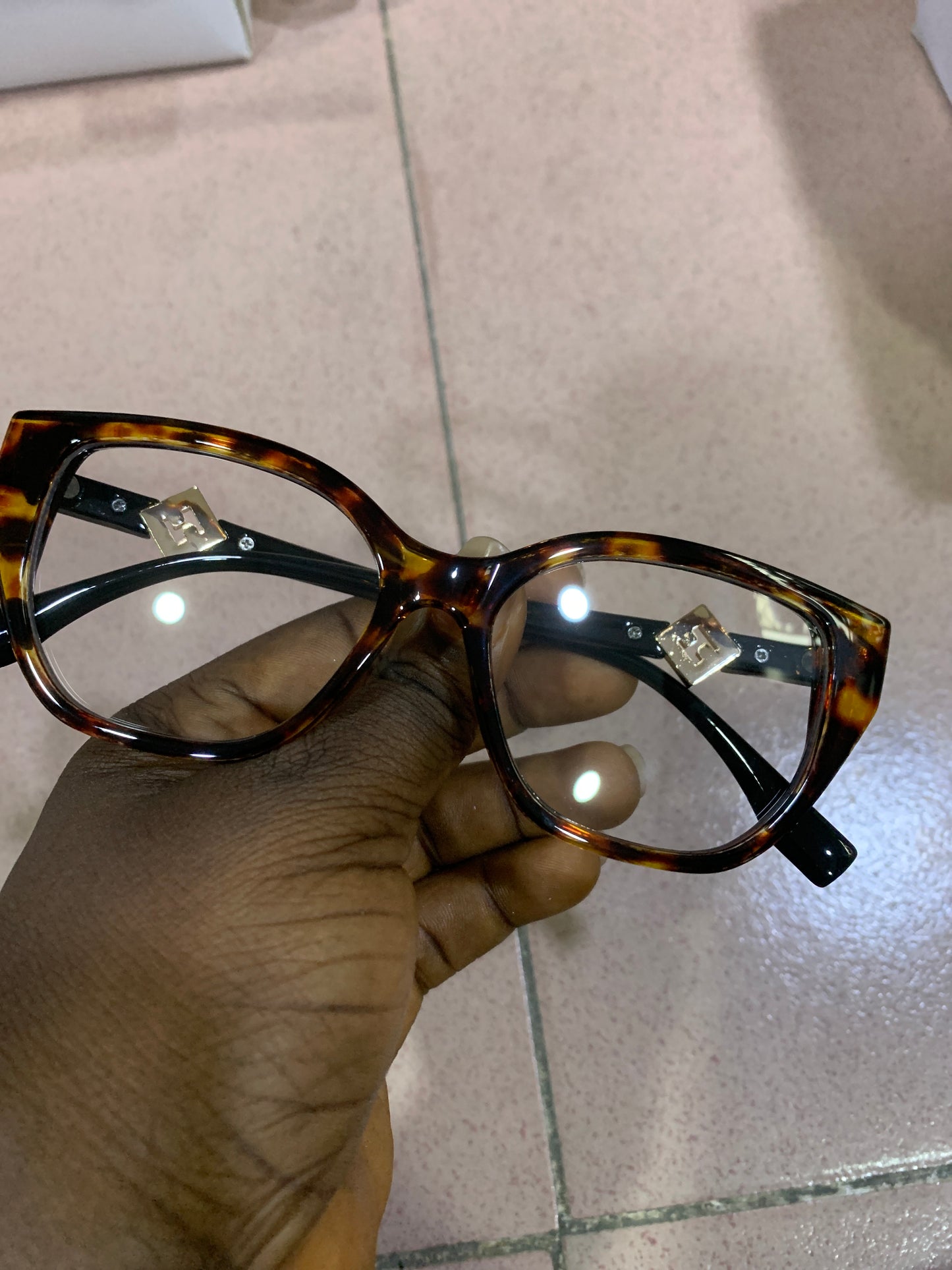 FENDI CATEYE GLASSES