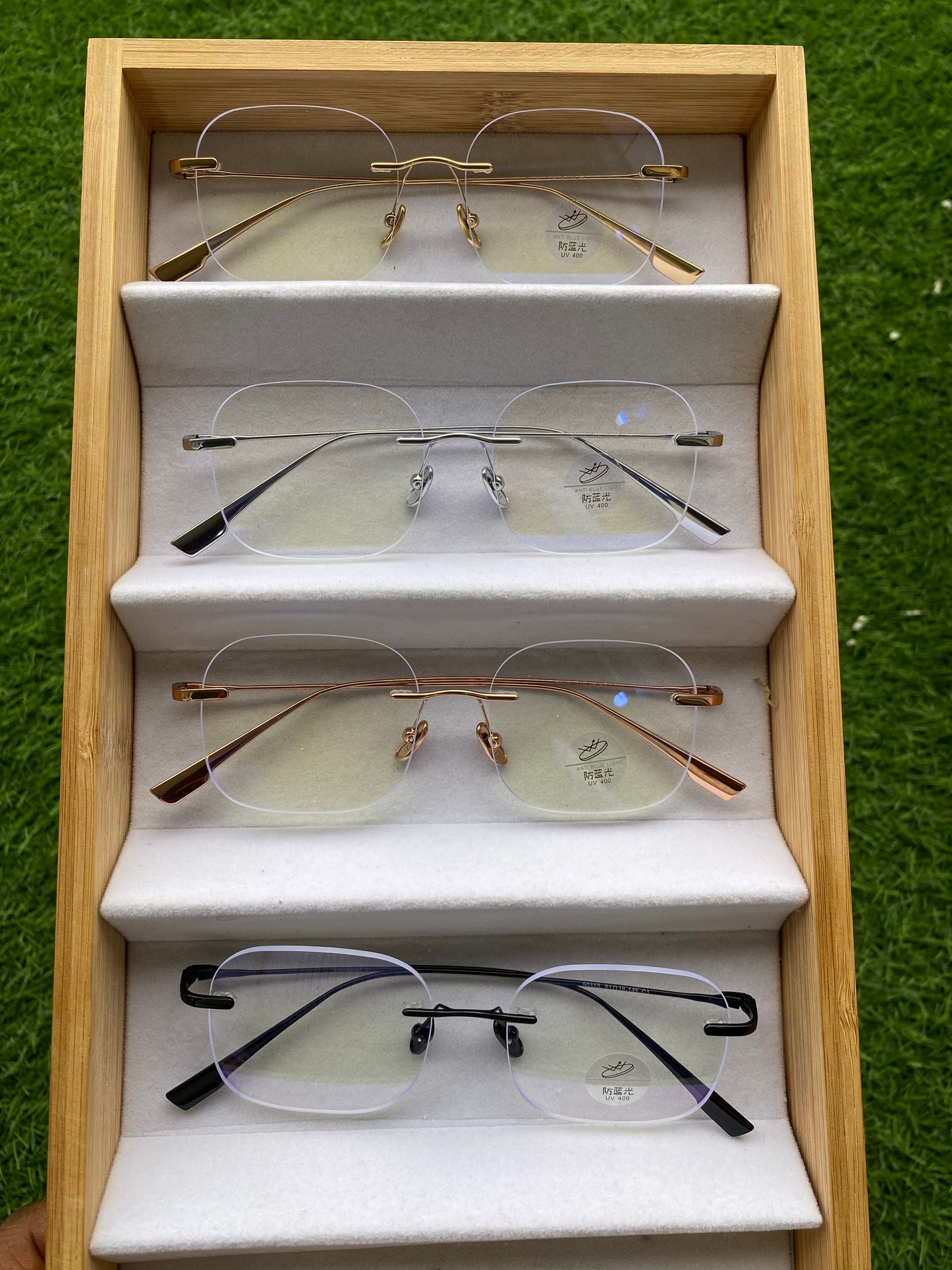 RIMLESS TITANIUM