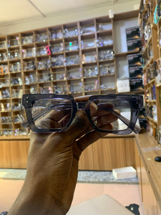 AMAYA UNISEX NERD AND SHADE