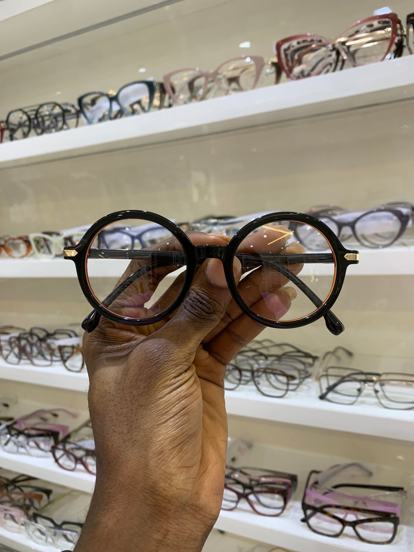 AUTHUR ROUND UNISEX GLASS
