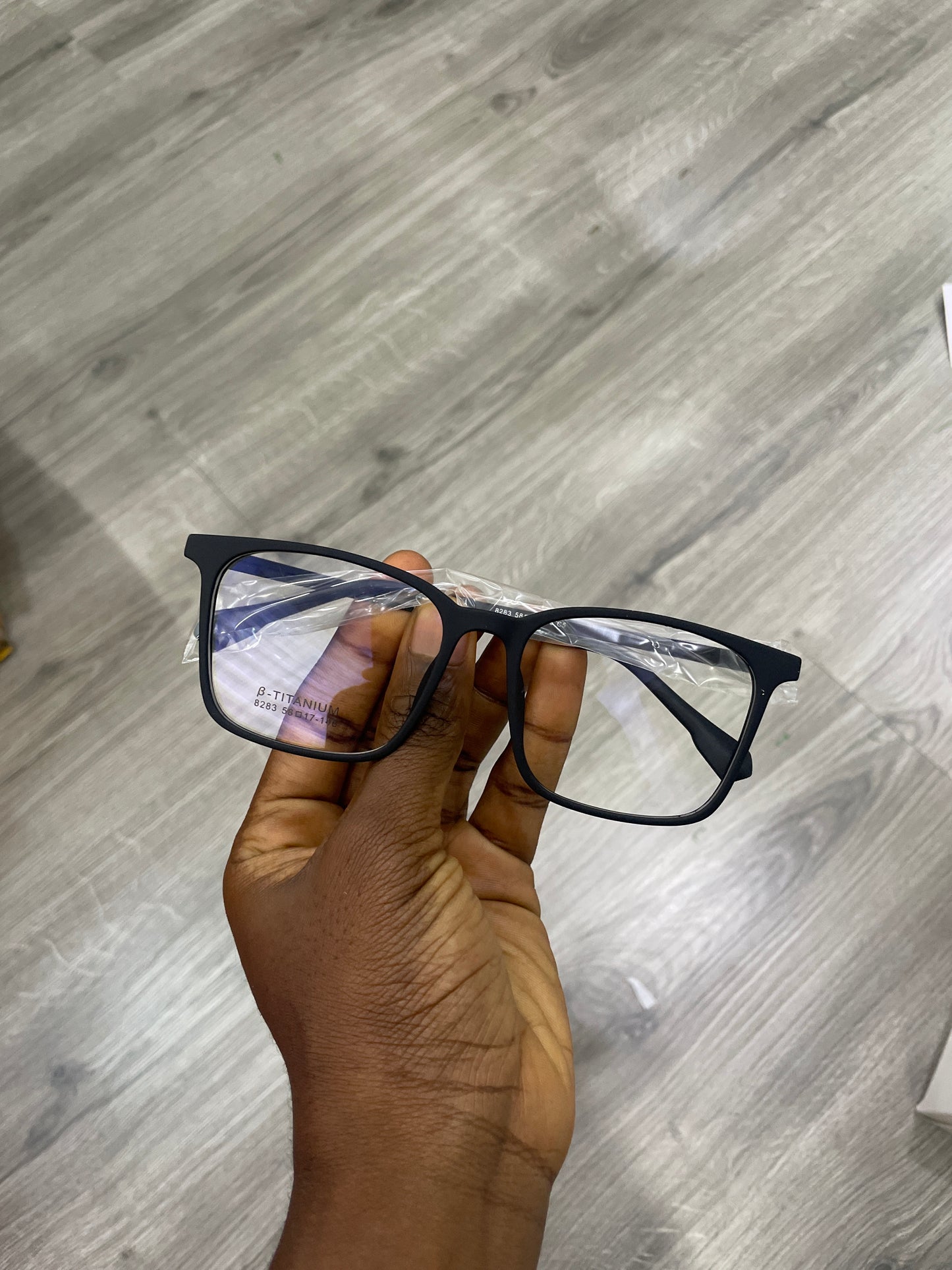 SEPT UNISEX TITANIUM