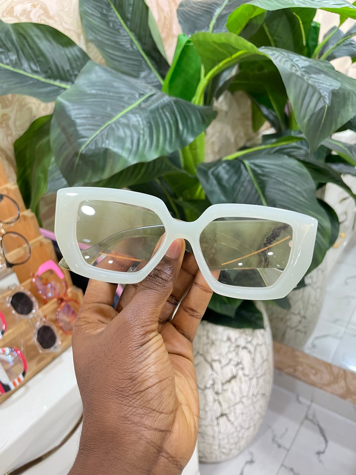 BULKY OVERSIZE NERD FRAME