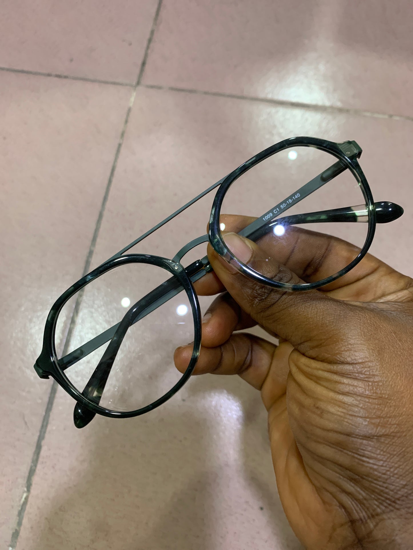 KAYLEE UNISEX AVIATOR GLASSES