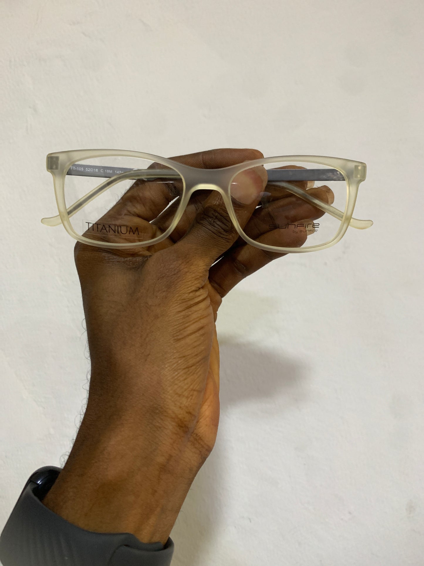 NOVEMBER FROSTED TITANIUM GLASSES
