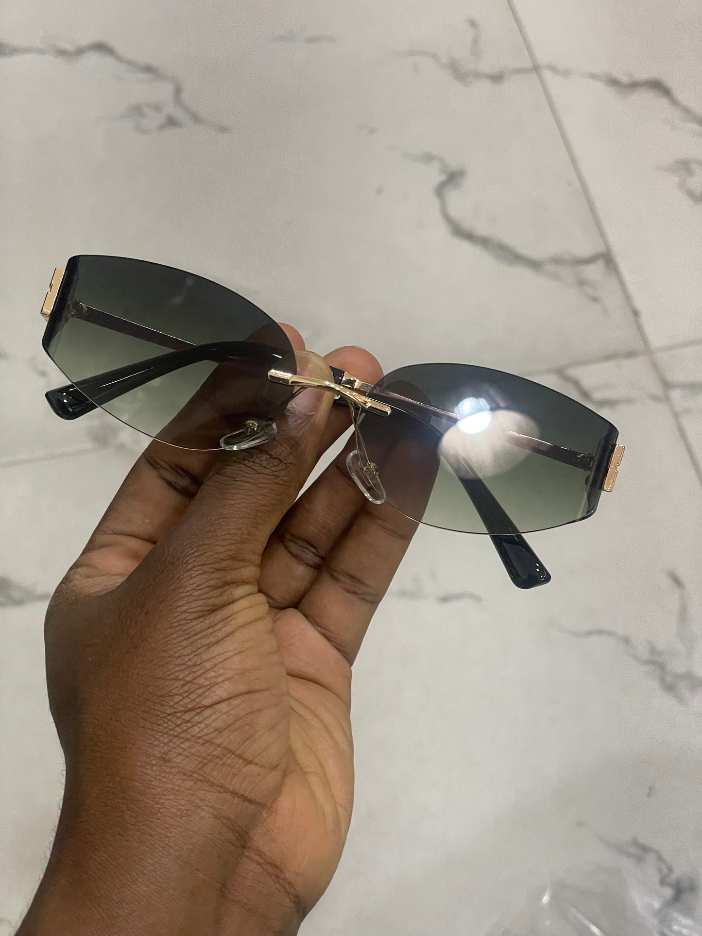 MIU MIU UNISEX RIMLESS SHADES