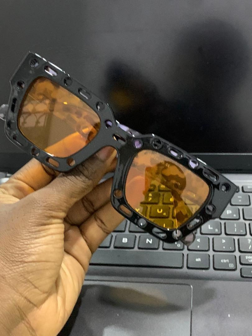 OFF-WHITE SUNGLASSES