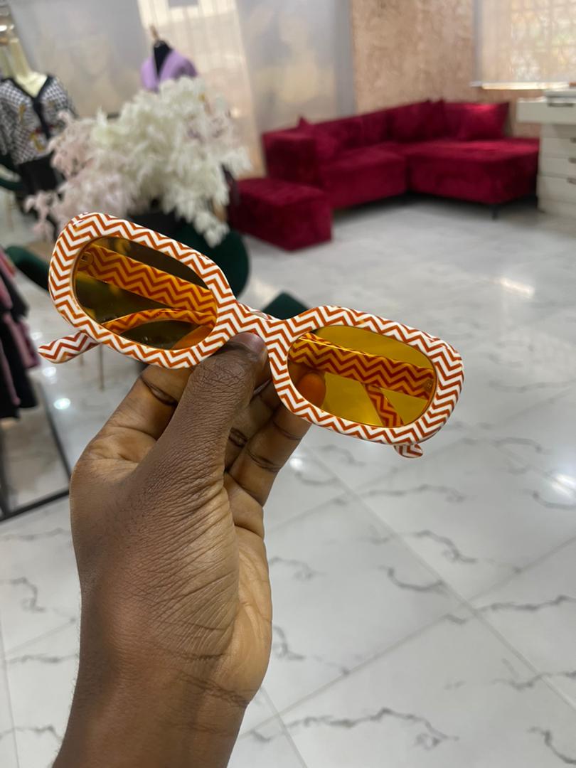 MAROON UNISEX SUNGLASSES