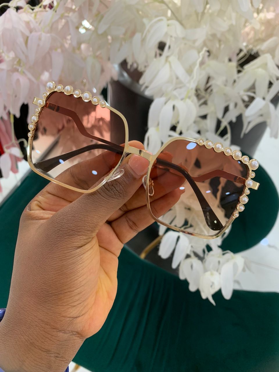 ASHANTI BEADED RIMMED SHADE