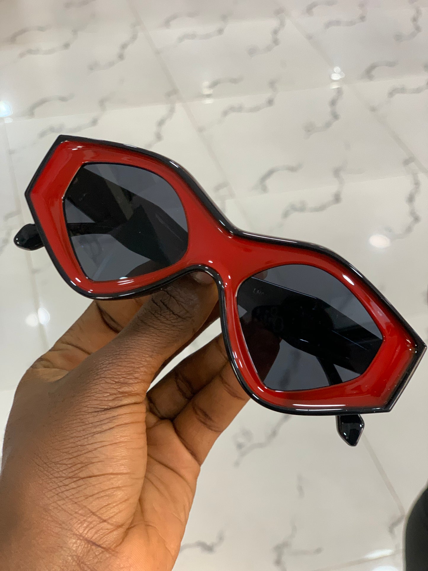 IRREGULAR RETRO UNISEX SHADES