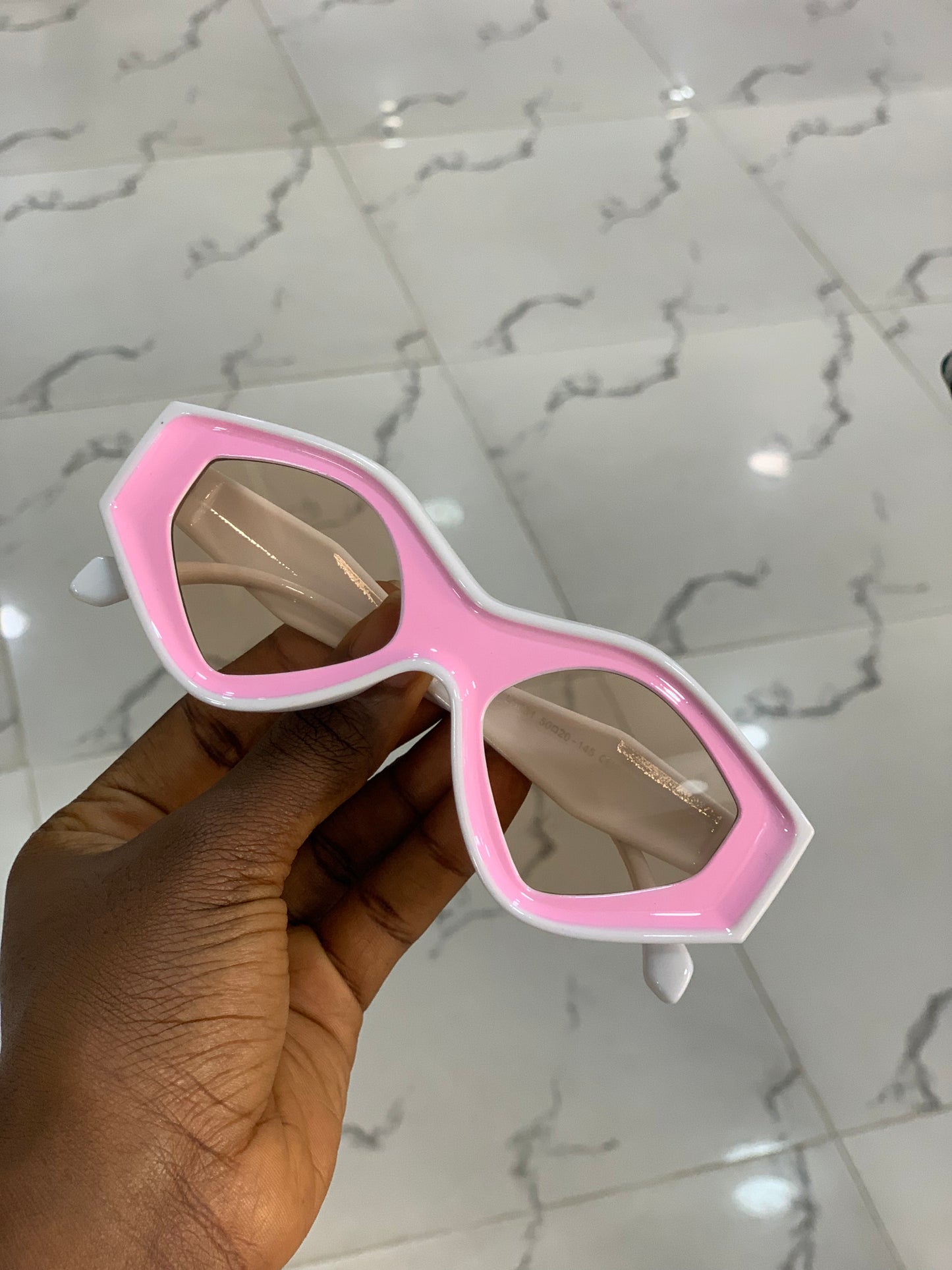 IRREGULAR RETRO UNISEX SHADES