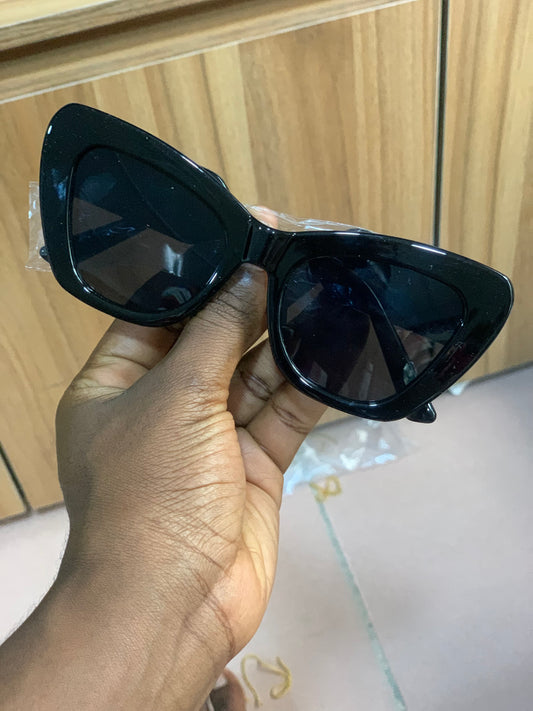 KARA CAT EYE SUNGLASSES